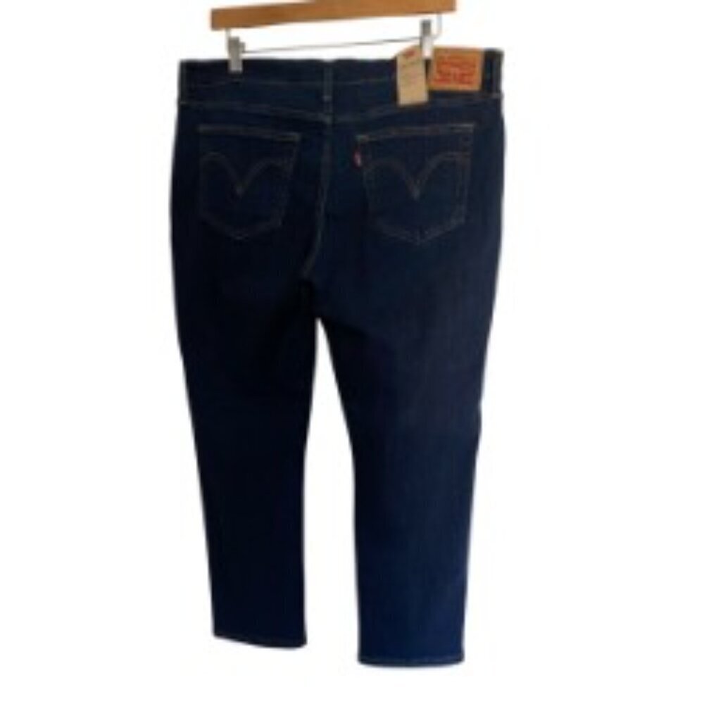 NWT Levi's Mid Rise Boyfriend Jeans 33 - Picture 4 of 5